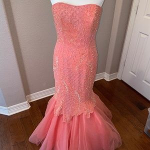 Alyce Paris Size 4 Coral Strapless Mermaid Trumpet Prom Dress
